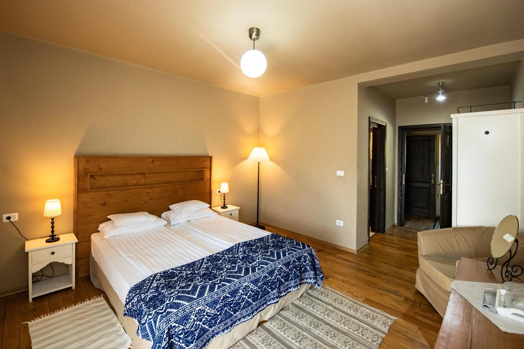 Bucovina Lodge Pension Vama  Buitenkant foto