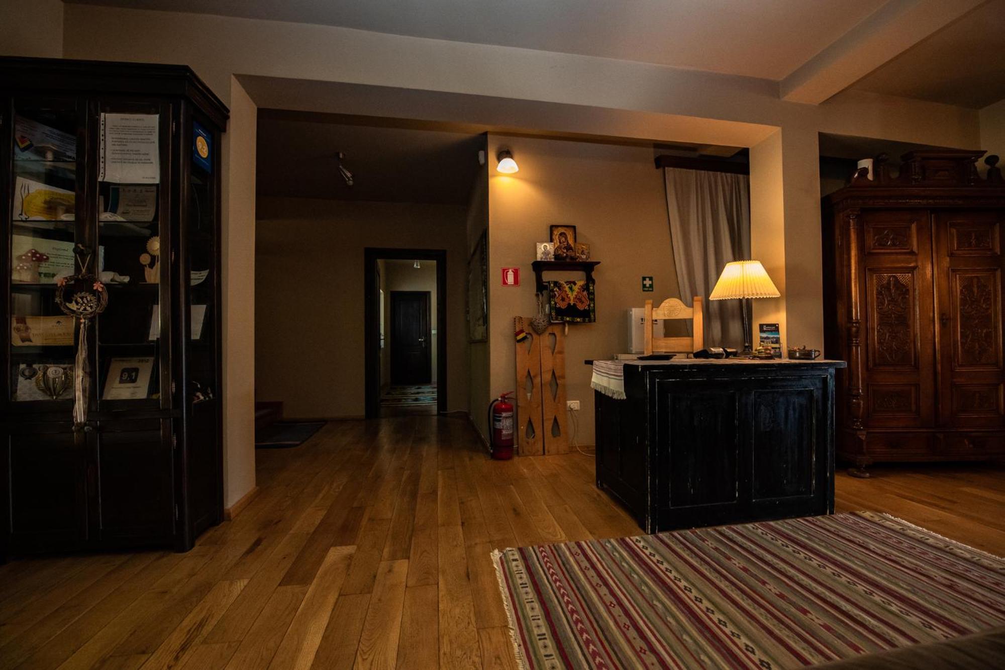 Bucovina Lodge Pension Vama  Buitenkant foto
