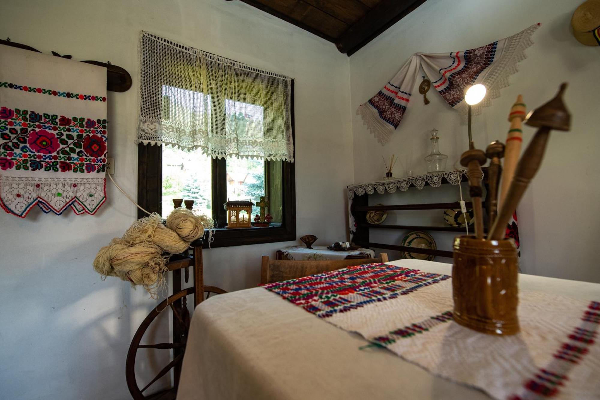 Bucovina Lodge Pension Vama  Buitenkant foto