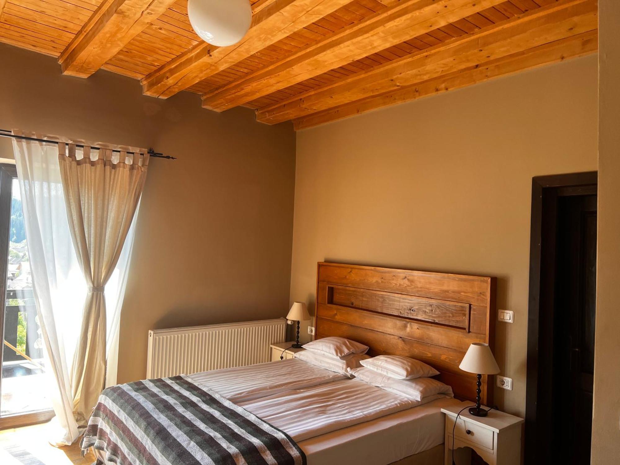 Bucovina Lodge Pension Vama  Buitenkant foto